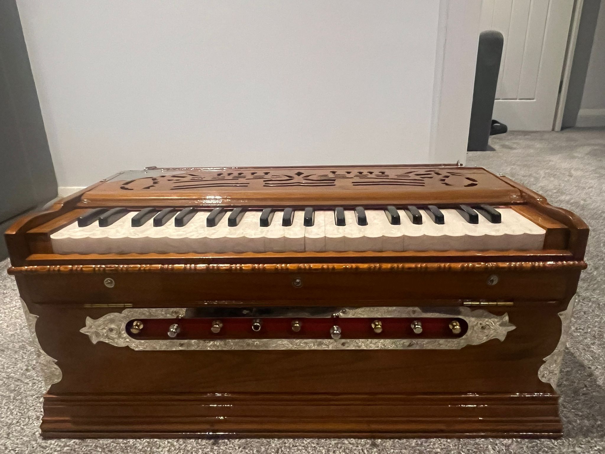 Harmonium in Crawley